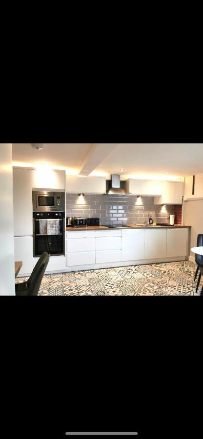 Seaview Terrace Apartment Skerries Bagian luar foto